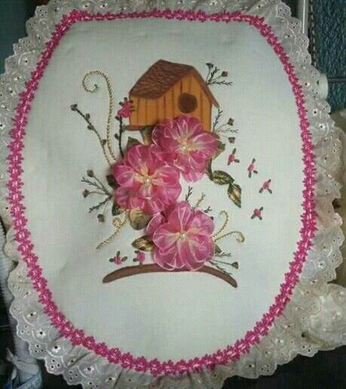 Flores bordadas a mano con cintas - Bordados a Mano