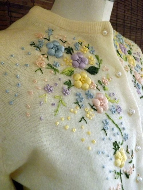 Embroider clothes - What you need to know - Hand Embroidery