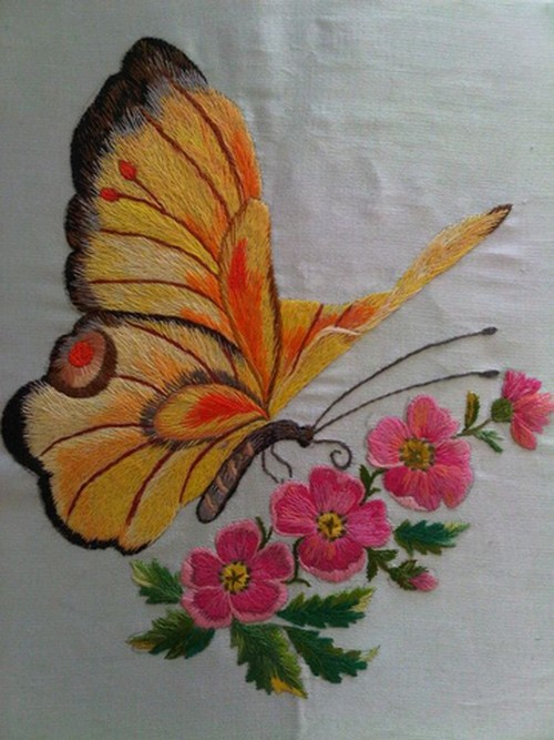 bordar mariposas