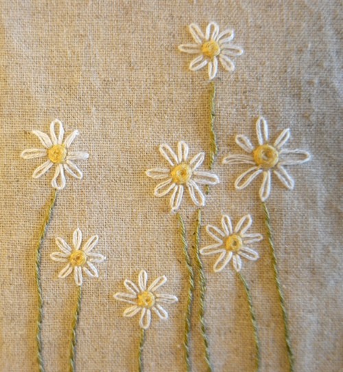 bordar flores puntada margarita