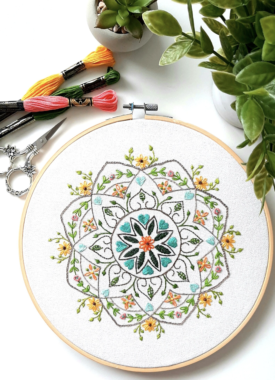 Mandalas embroidered with flowers